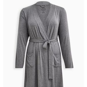 Gray Torrid Robe, Size 5/6. Super Soft.